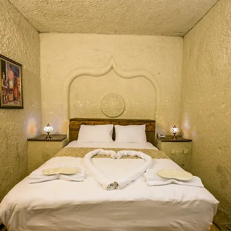 Charming Cave Hotel 3*